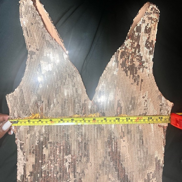 Beautiful Rose Gold Sequins Dress - Picture 5 of 7